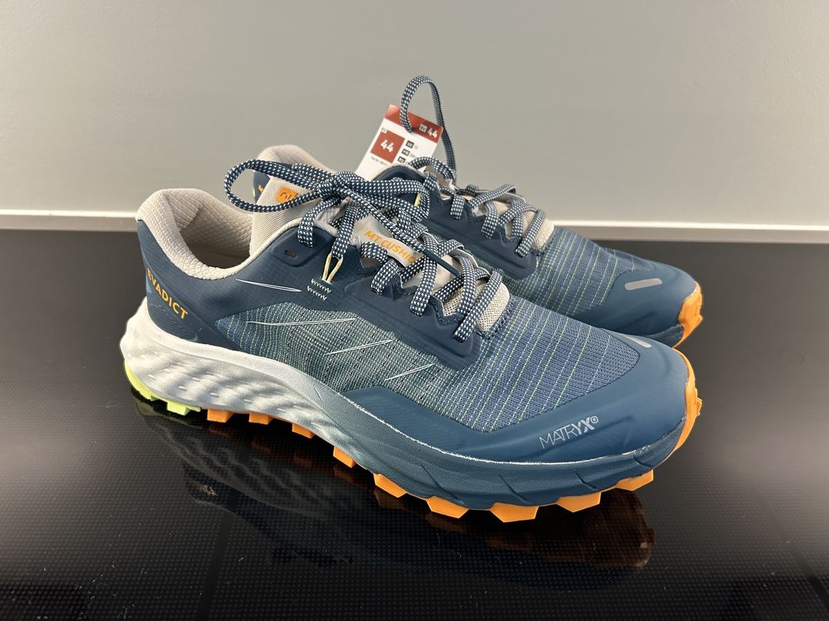 Scarpe da uomo: Herren Laufschuh Gr. 44 NEU – Nuovo e nell'imballaggio originale da Schüpfen venduto da sportlehrer 1