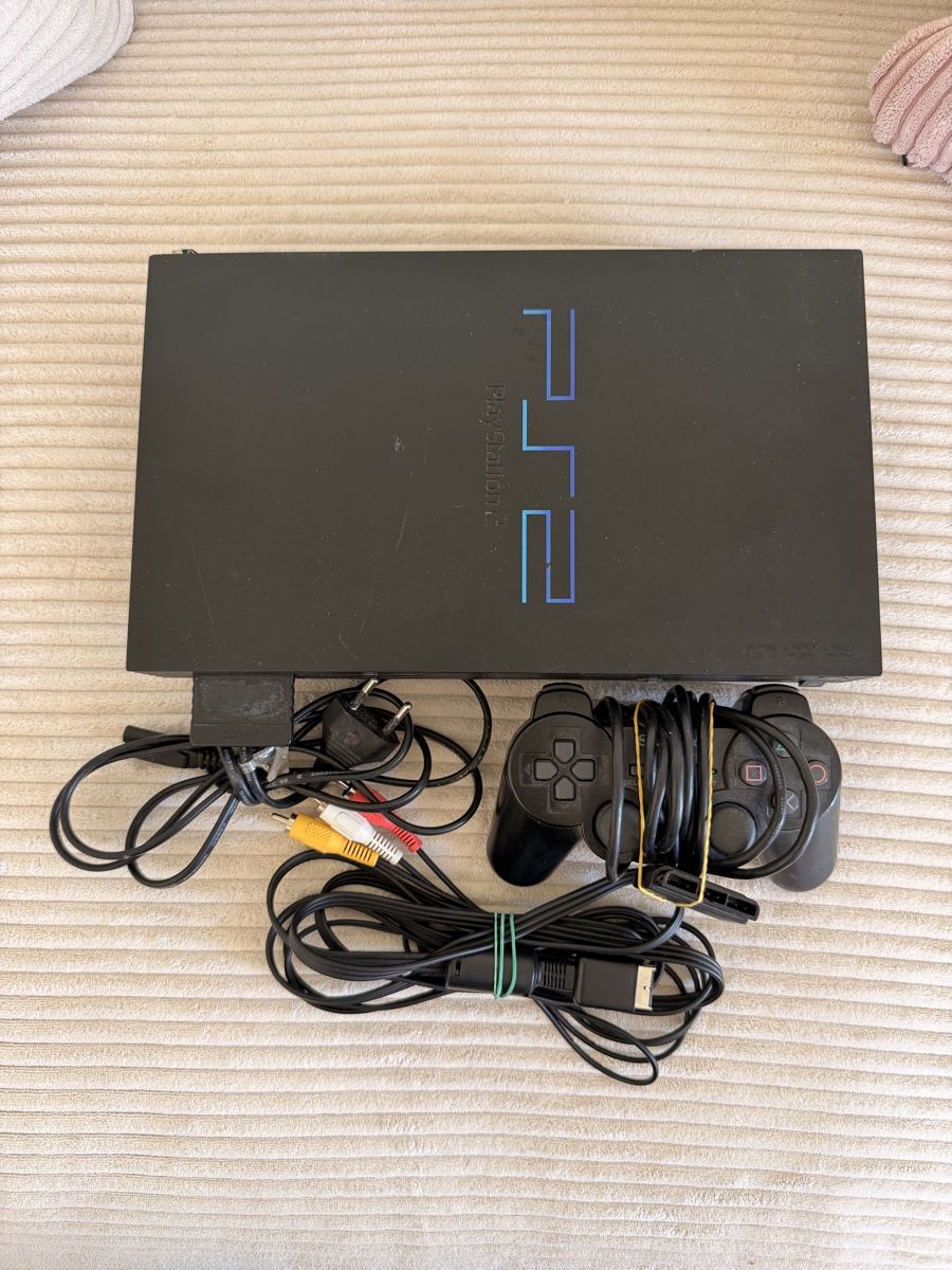 Sony Console: PS2 Bundle (inkl. OVP und diverses) – Usato da Roggwil BE venduto da L1nk_the_hylian