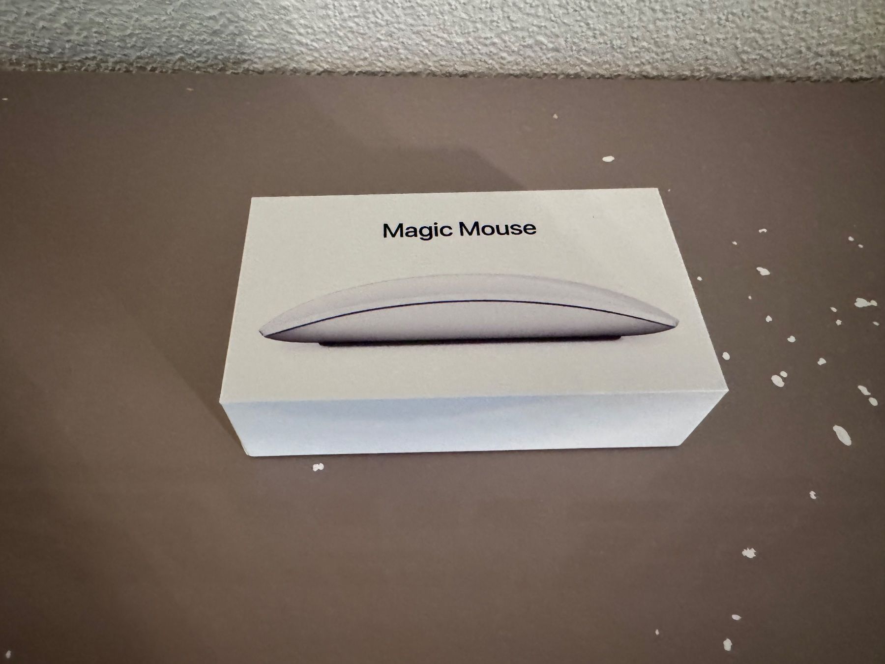 Apple Maus: Apple Magic Mouse Gen. I Kabellos, Maus – Gebraucht aus Bern von vb5bv