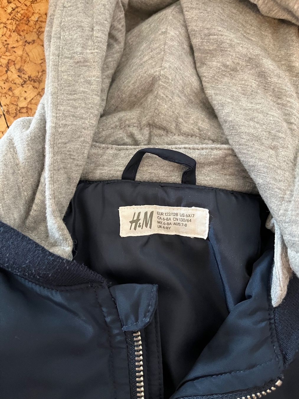 H&M Giacche & Cappotti: Jacke Jungs 122/128 – Usato da Stadel venduto da Ani78 1