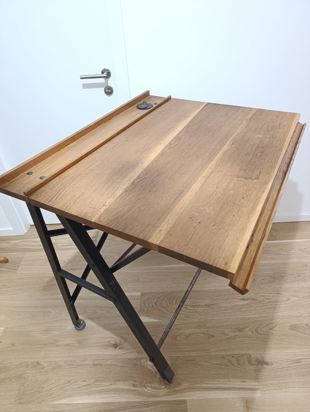 Bureaux: table de dessin vintage – D'occasion à Unterseen par Pernod52 4