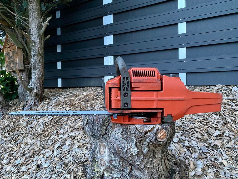 SECURA 2 Sägeketten Für Husqvarna 136, 38 Cm, 0.325 Zoll, 64 Treibglieder, 1,5 Mm Nutbreite