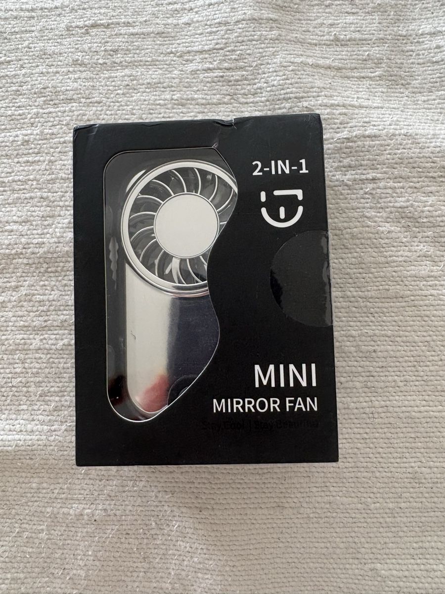 Ventilateurs: Mini Fan portable USB charging – Neuf avec emballage d'origine à Möhlin par Halylea