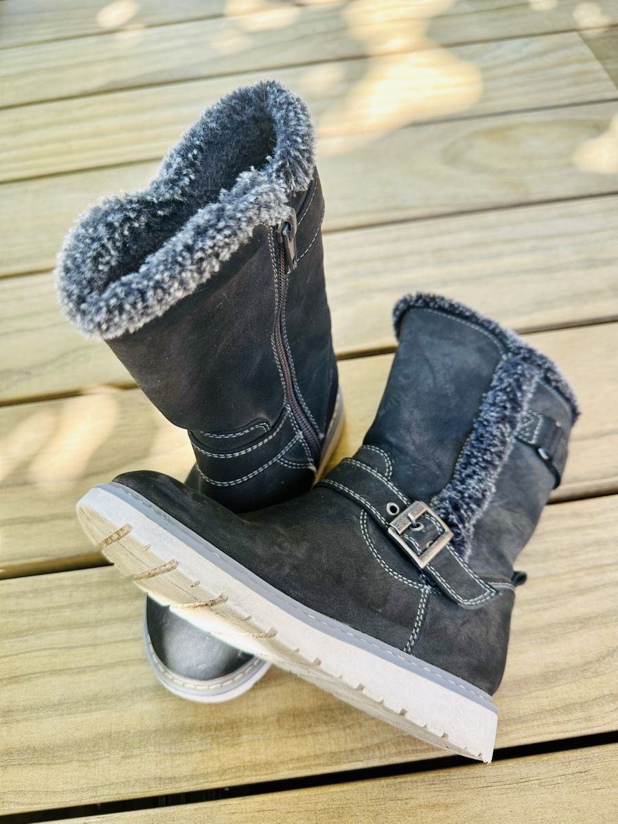 Esprit Scarpe per ragazze: Coole Stiefel von Esprit in Gr. 29 – Nuovo (secondo la descrizione) da Bottighofen venduto da Tonic1977 1