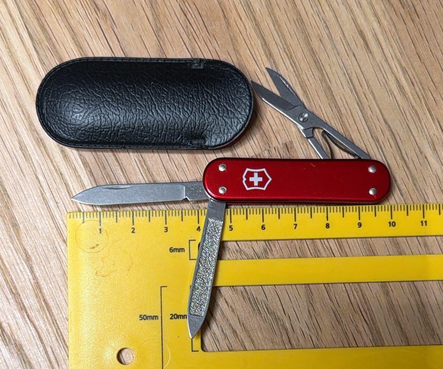 Victorinox Coltelli tascabile: VICTORINOX SACKMESSER MIT ETUI – Usato da Zürich venduto da Frei-Occasionen 5