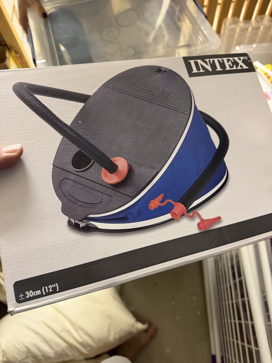 Pompes et pièces: Luftpumpe – D'occasion à Therwil par NK99
