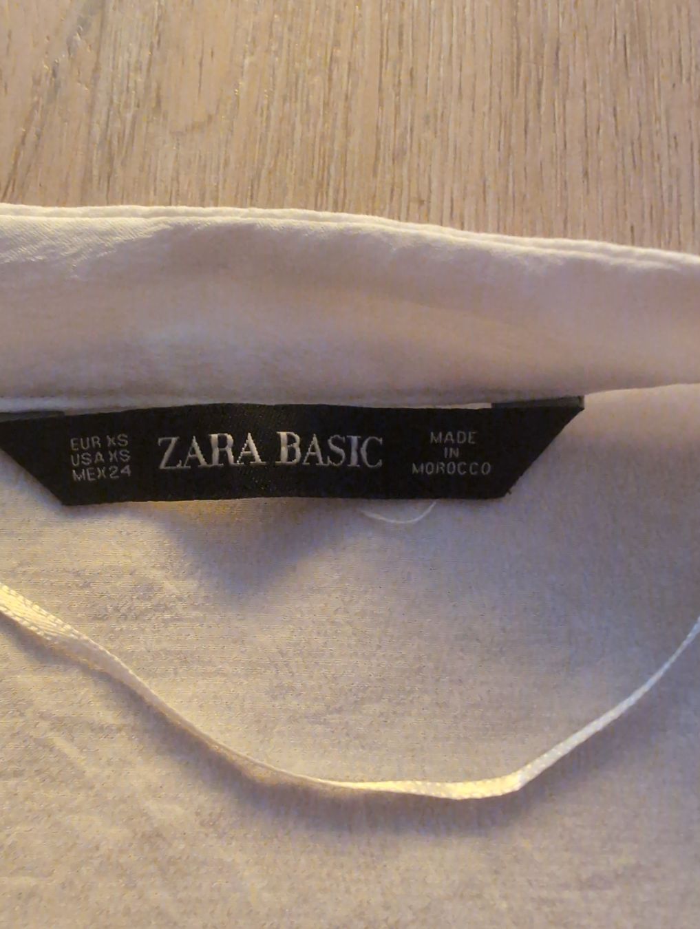Zara Blusen: Weisse Bluse – Gebraucht aus Zürich von cal_2zxq 1