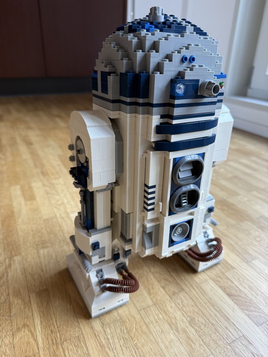 Lego Kit di costruzioni: Lego Star Wars UCS R2-D2, Set-10225 – Nuovo (secondo la descrizione) da Luzern venduto da bestbrands 6