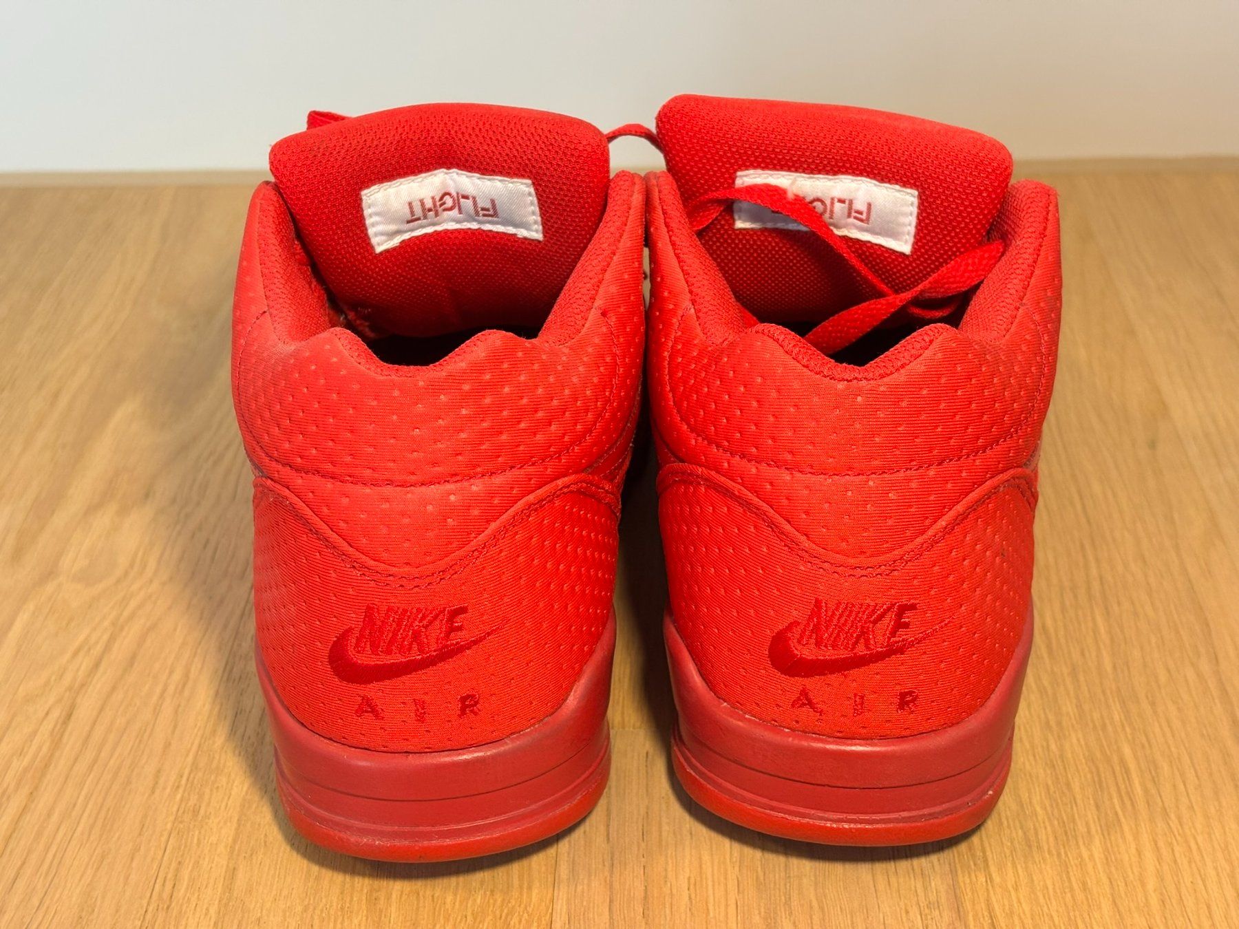 Nike Scarpe da uomo: Nike Flight Squad All Red – Grösse 40.5 – Usato da Wetzikon ZH venduto da Samborghini 3