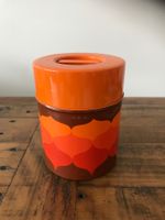 Alte Blechdose orange