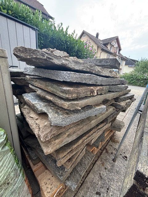 Pierres & tuiles: Gartenplatten Maggia Granit – D'occasion à Trimbach par nmr 7