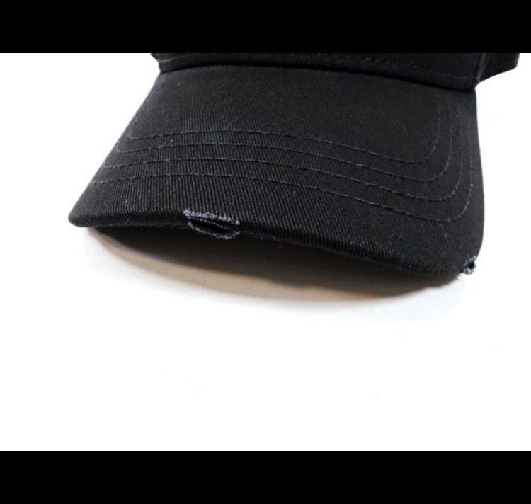 Dsquared2 Chapeaux, bonnets & casquettes: DSQUARED2 CAP SCHWARZ (ICON) – Neuf avec emballage d'origine à Andwil SG par Kaltbrunner 6