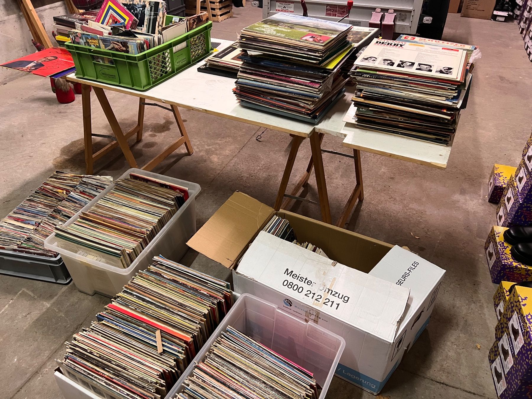 Dischi in vinile: Ueber 600 Schallplatten gross und klein – Usato da Oberdorf BL venduto da allki