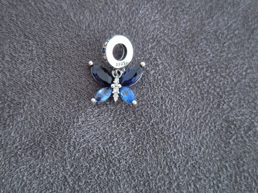 Pendentifs: Silber Charm Schmetterling +Garantie – Neuf (Voir description) à Rotkreuz par Carbone_Bijou-Shop