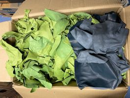 Lot 1: 6.5 KG Lederreste "Lindgrün & Petrol"