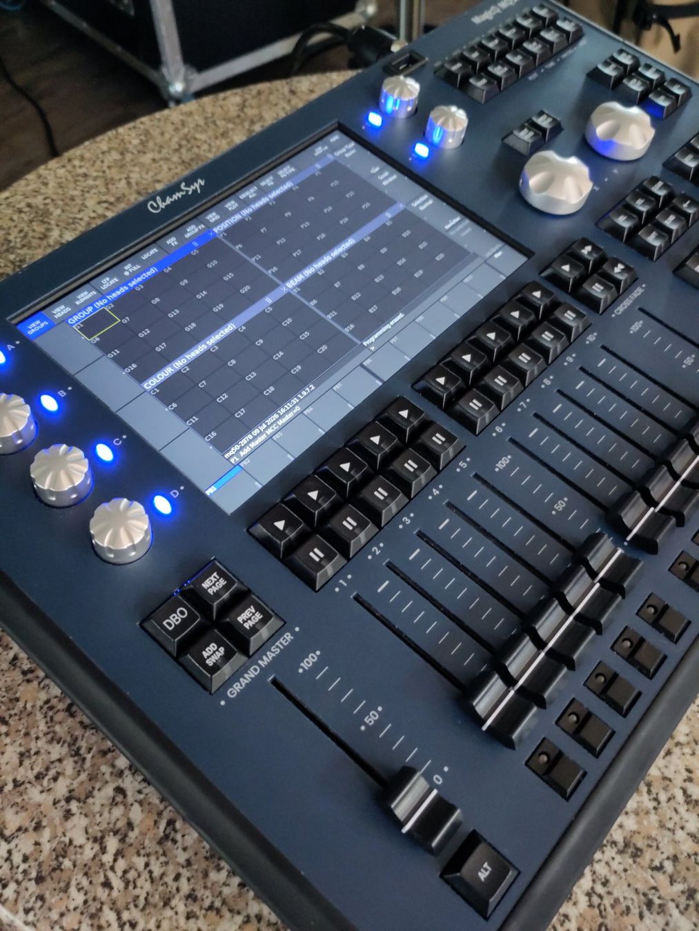 Chamsys Sistema di controllo: Console d'éclairage ChamSys MagicQ MQ50 – Usato da La Chaux-de-Fonds venduto da JeanSeb 2