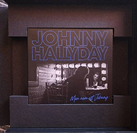 CD: Johnny Hallyday  Coffret  Mon Nom Est Johnny – Nuovo (secondo la descrizione) da Sorens venduto da Laburge 4