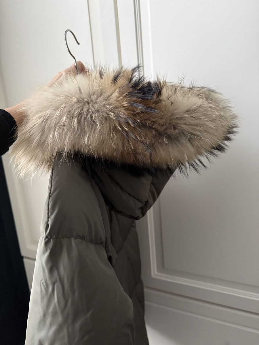 Max Mara Cappotti: Max Mara puffer coat in perfect condition – Nuovo (secondo la descrizione) da Zürich venduto da eve_m2gr 5