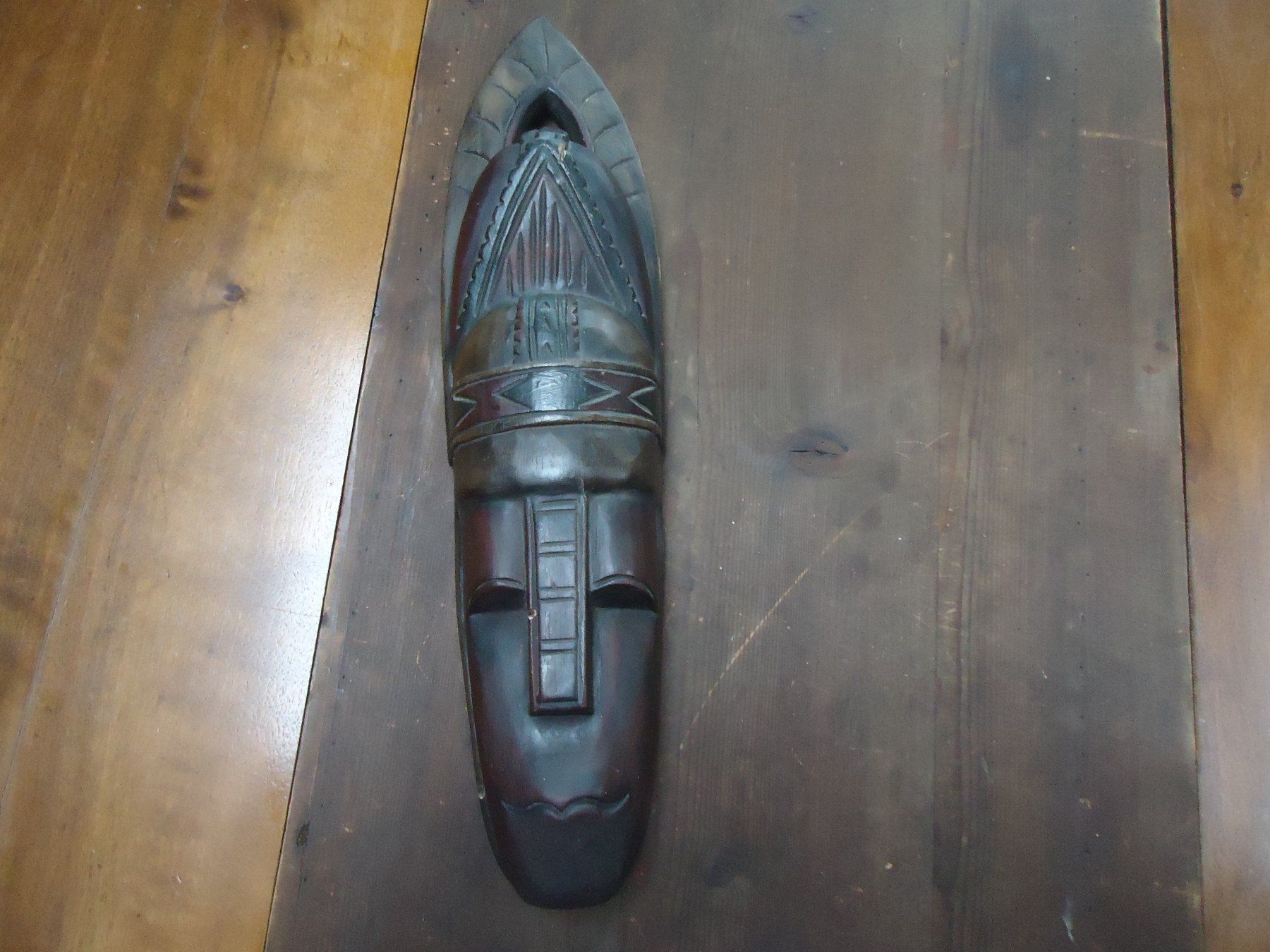 Internationale Kunst: Masques africains décoratifs en bois (2 pièces) – Gebraucht aus Vessy von mafabe 3