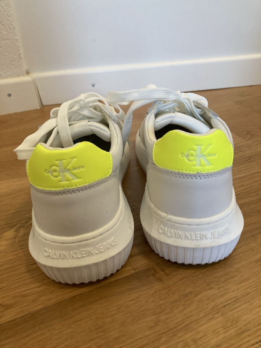 Calvin Klein Damenschuhe: Calvin Klein Sneaker weiss/neongelb 37 – Neu (gemäss Beschreibung) aus Dielsdorf von Chantal1988 2