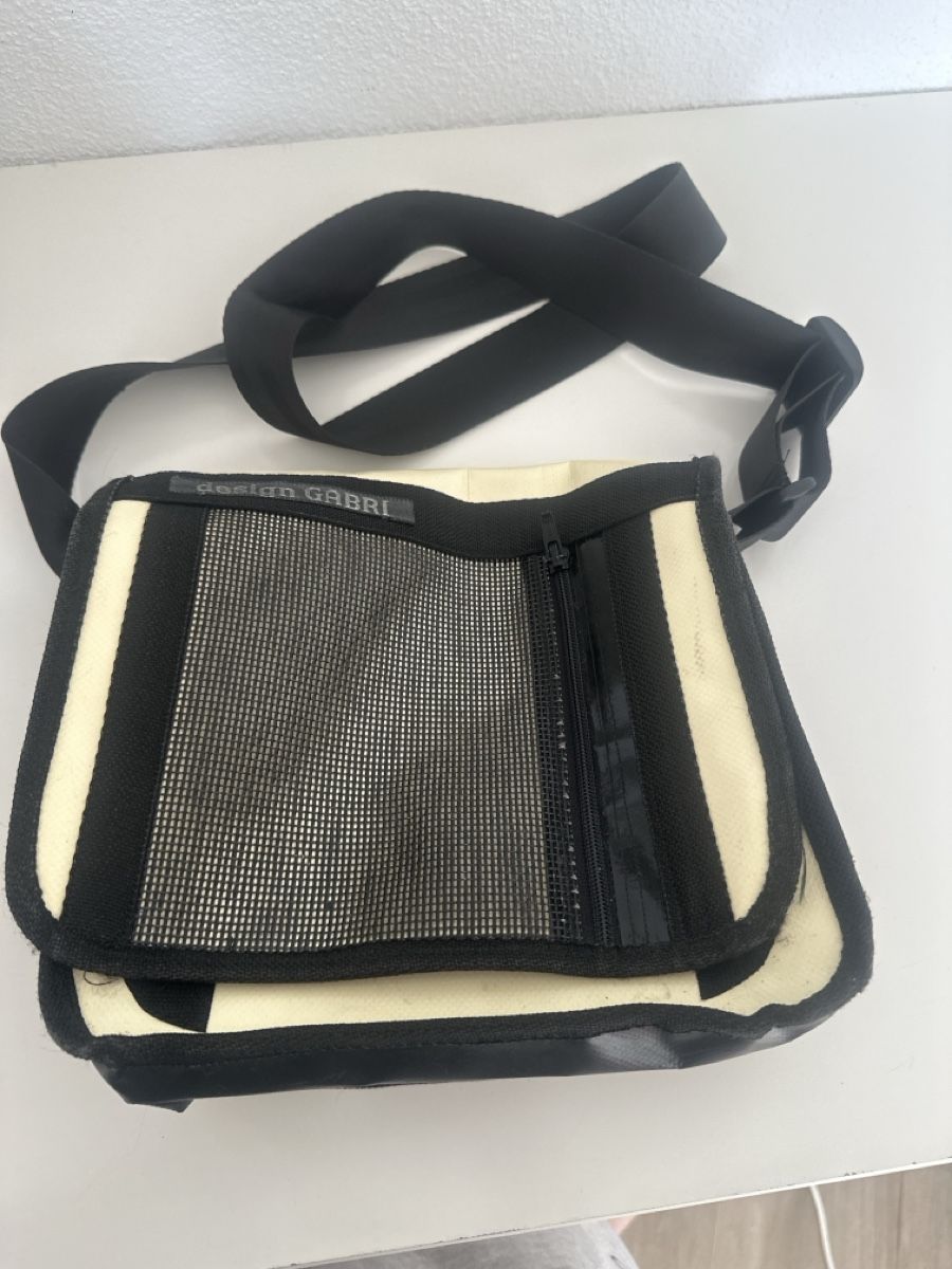 Sacs femmes: Tasche  – D'occasion à Sins par kar_7rky