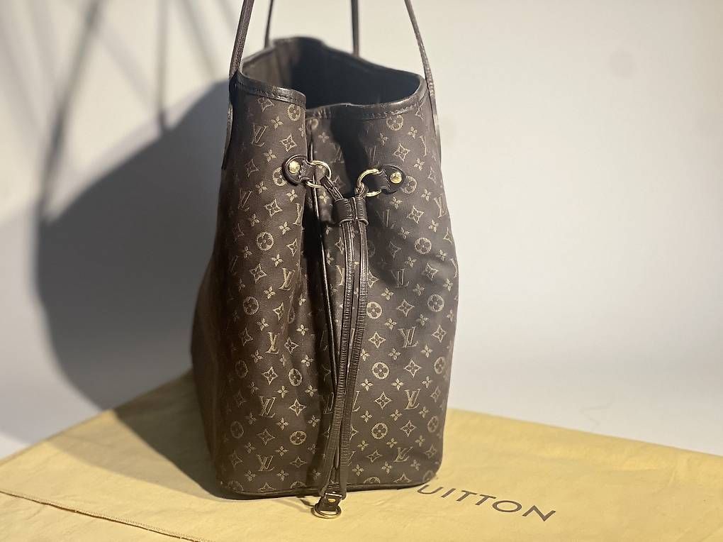 Louis Vuitton Borse da donna: Louis Vuitton Neverfull MM - Schultertasche – Usato da Rorschacherberg venduto da Mimi_Momo 2