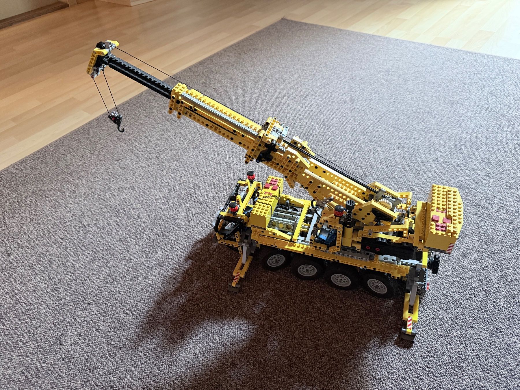 Lego Giocattoli: LEGO Technic 8421 Kranwagen XXL – Nuovo (secondo la descrizione) da Emmenbrücke venduto da Pplotter