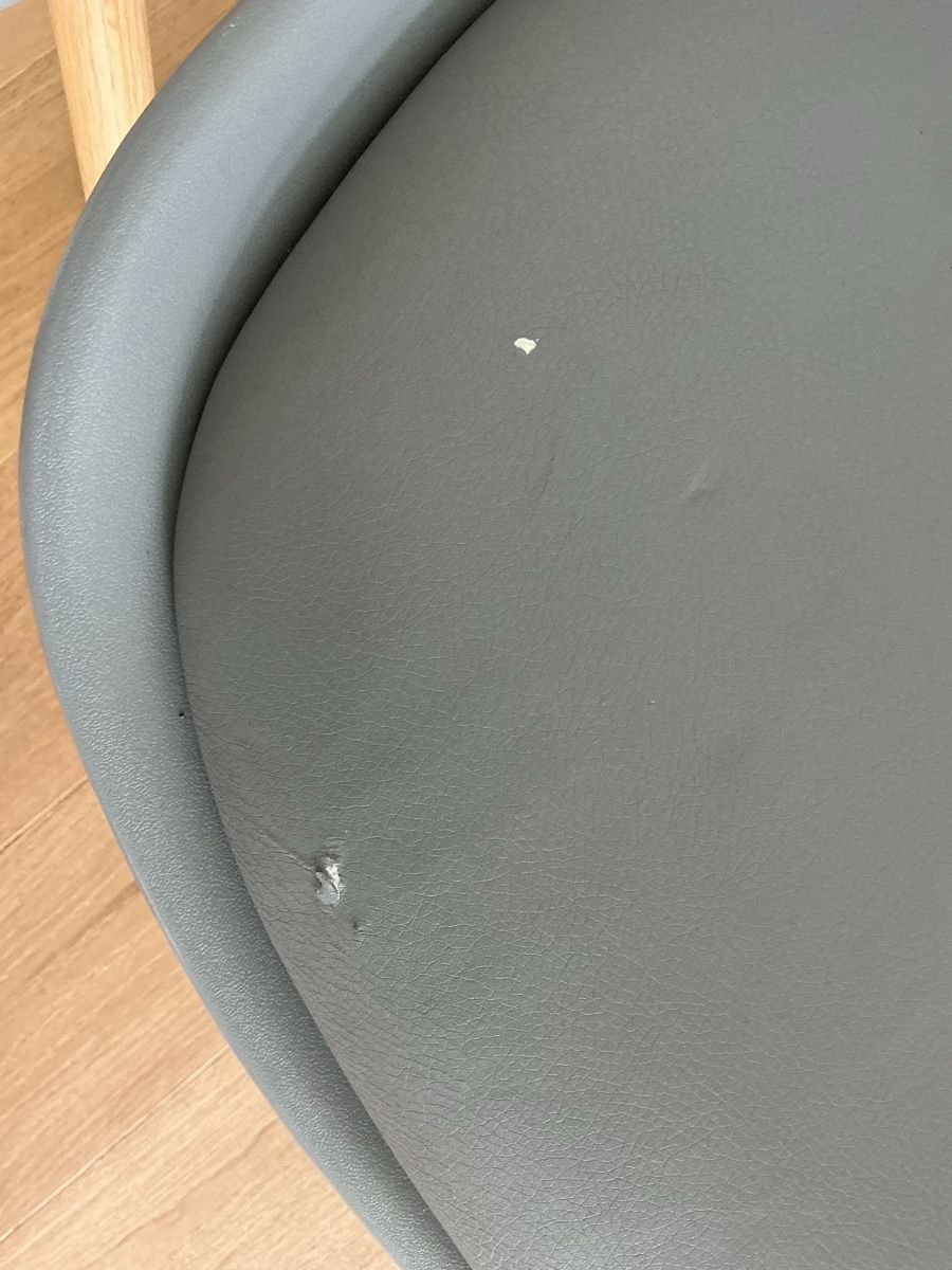 Micasa Stühle: Stühle Micasa 6er Set grau mit Polster u. Eichenholz – Gebraucht aus Uster von Carpenter1 7