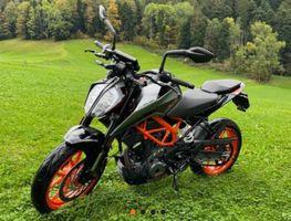 KTM Duke 390, Top Zustand, JG 2022 Frisch ab Service!