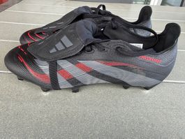 Adidas Predator League Fussballschuh Stollen neu Gr. 41 1/3