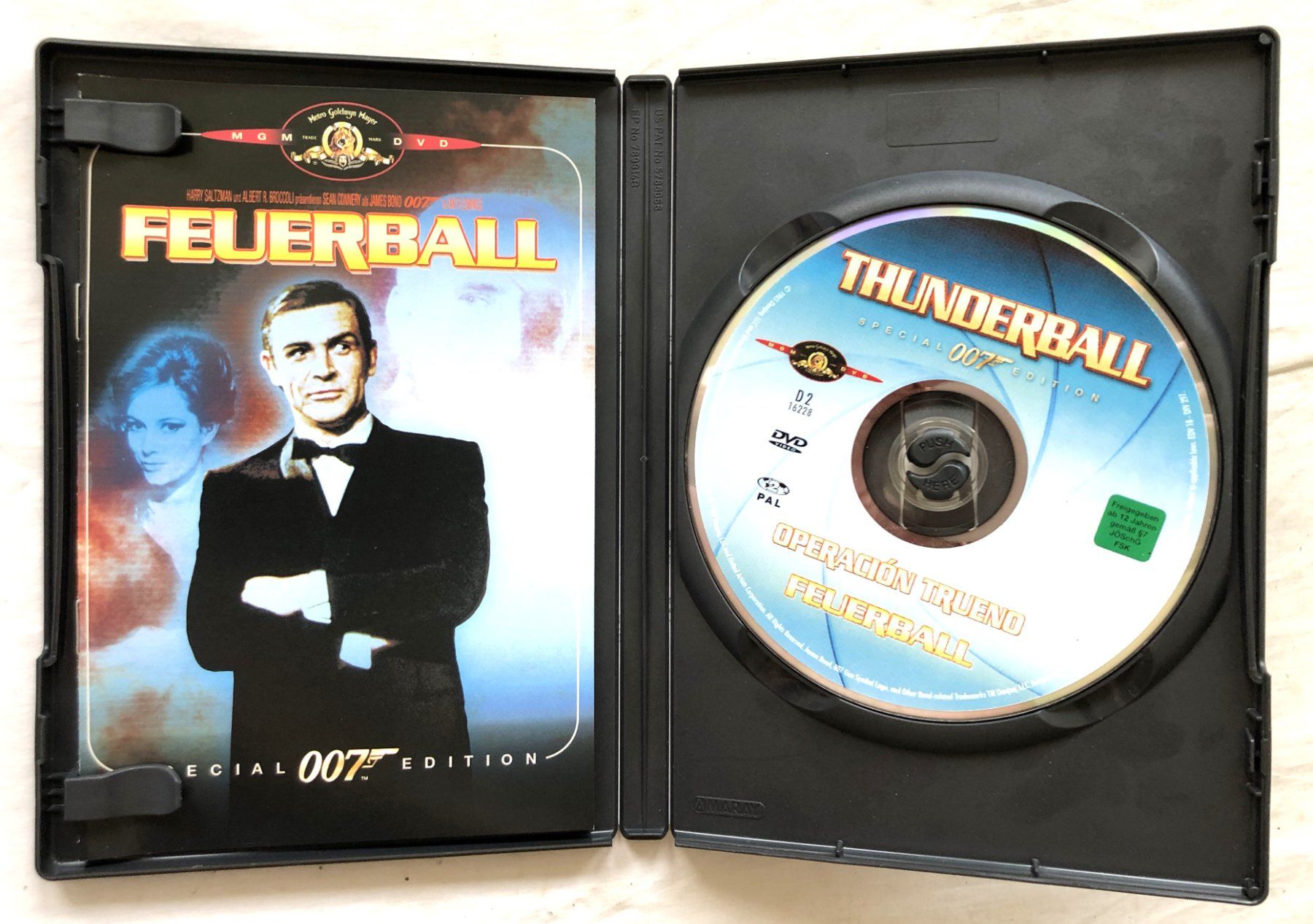Tutti i DVDs: James Bond 007 - Feuerball - DVD - Special Edition – Usato da Schaffhausen venduto da durruti 1