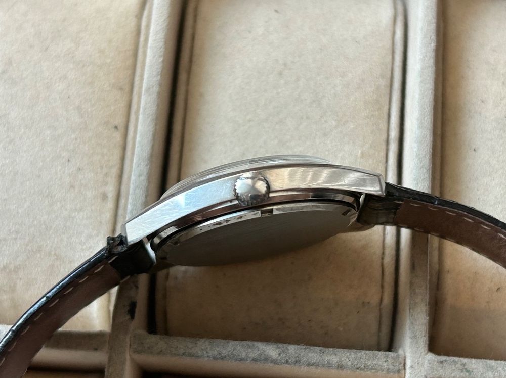 Montre Tissot Vintage à Remontage Manuel Mécanique - Pour Homme - Fonctionne Bien