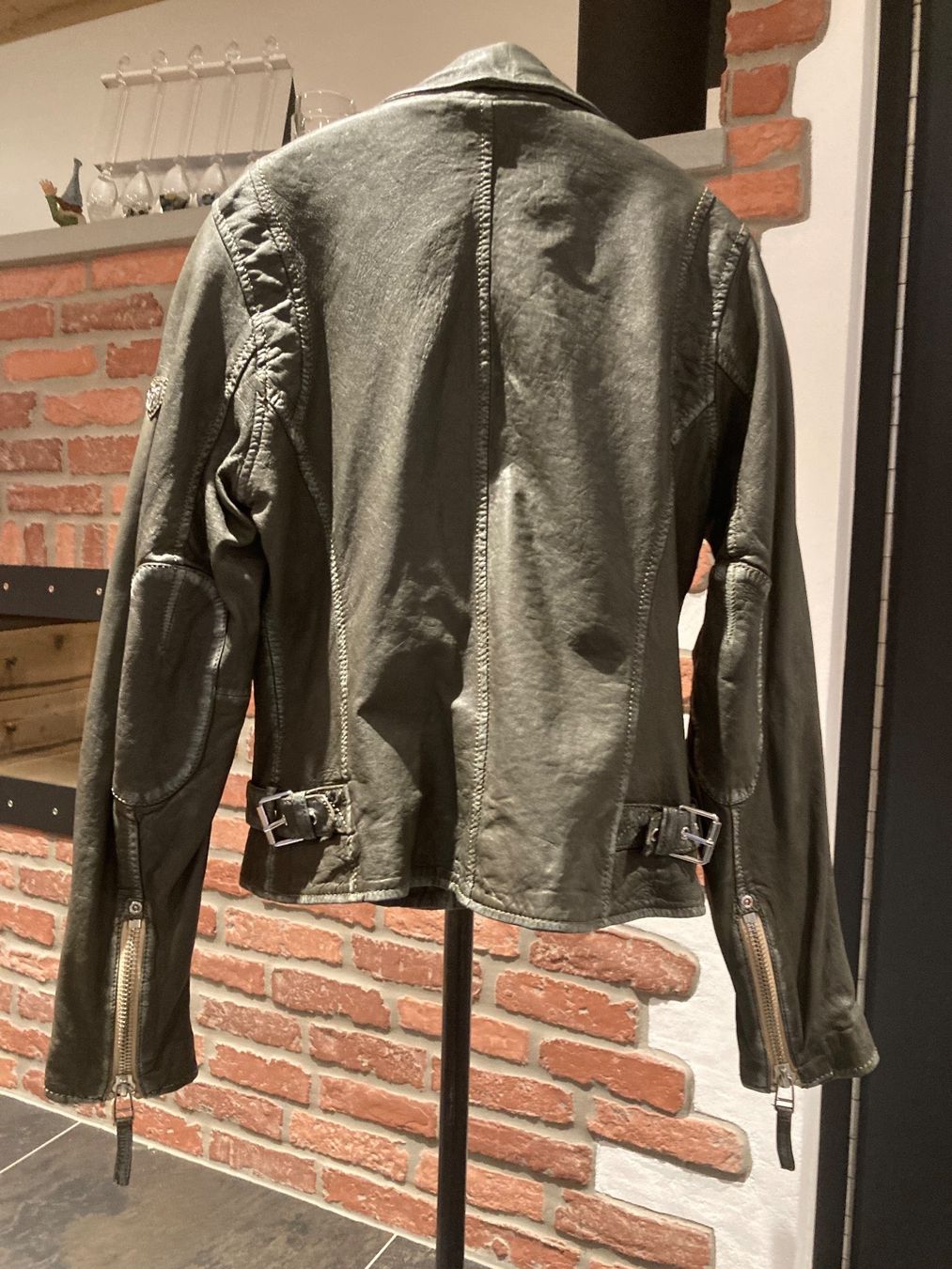 Jacken: Lederjacke – Gebraucht aus Rorschach von Loonimuh 2