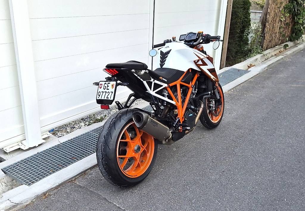 KTM Strada: KTM Super Duke R Special Edition – Usato da Vésenaz venduto da mar_xpz7 4