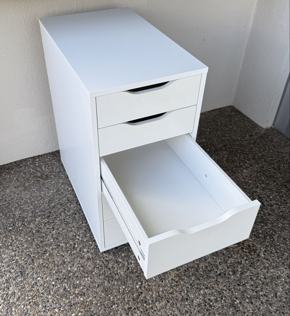 Cassettiere: Schubladenkommode Ikea Alex – Nuovo (secondo la descrizione) da Gerlafingen venduto da sternrose 2