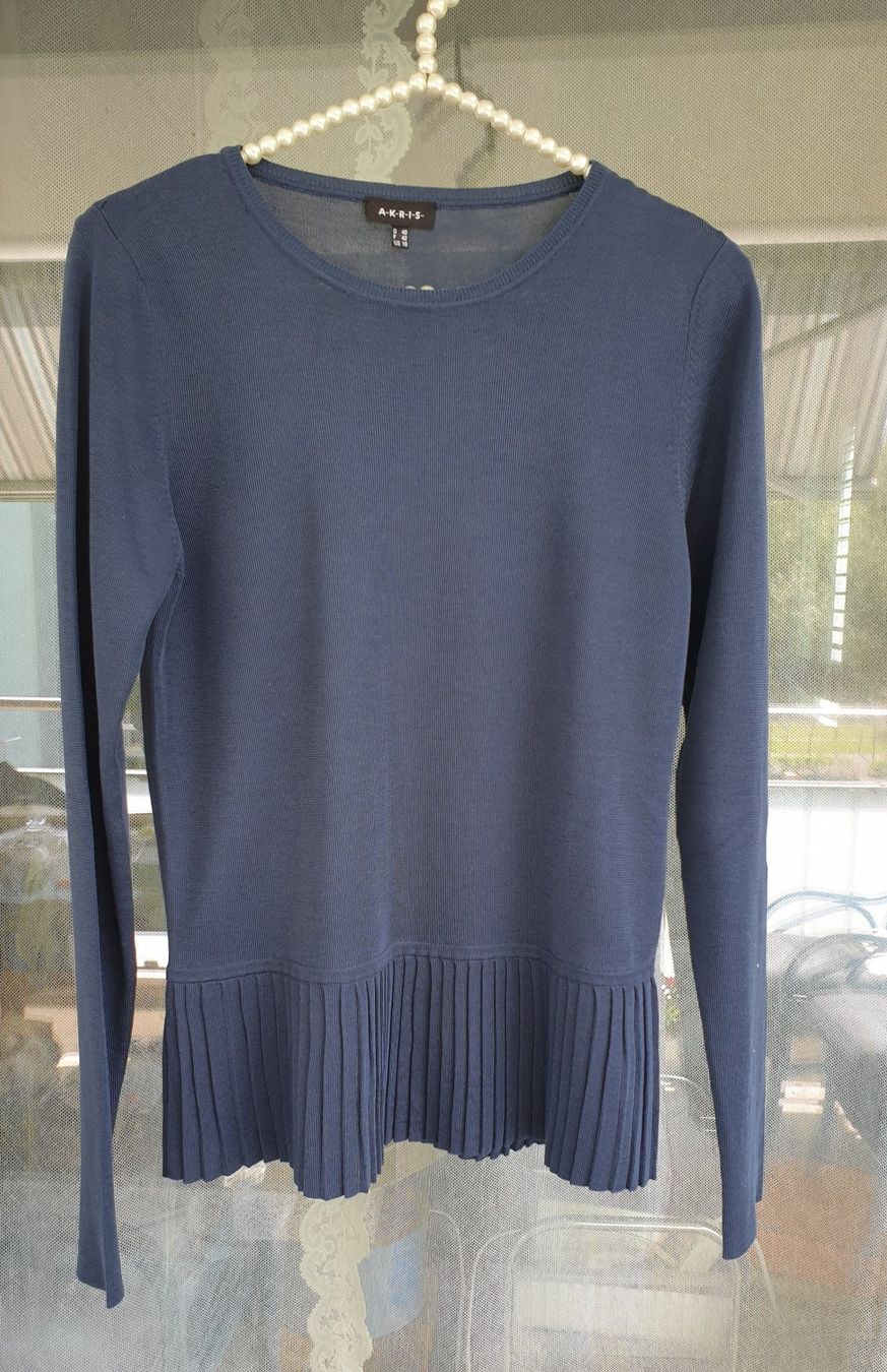Akris Maglioni & Felpe: Seidenpullover AKRIS,neuwertig,Gr.40, 160 Fr. – Nuovo (secondo la descrizione) da Bülach venduto da reguskon