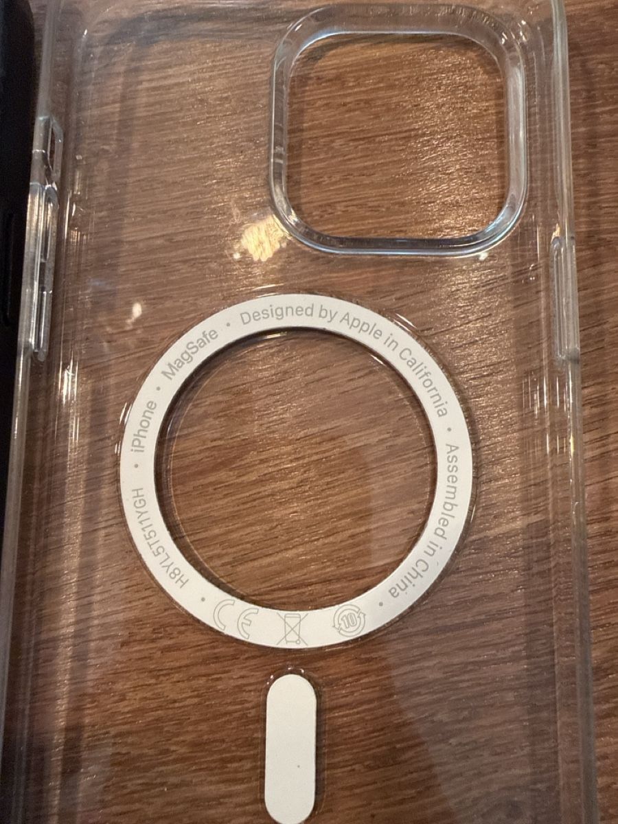 Apple Covers & Schutzfolien: Cover iPhone 16 Pro Max – Gebraucht aus Thalwil von ropejo 2