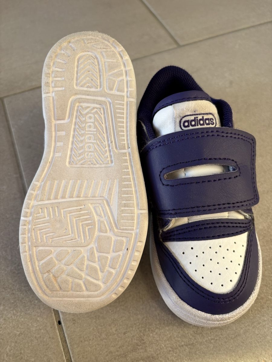 Adidas Scarpe da uomo: Sneakers Kinder Adidas Gr. 24 – Usato da Wolfhausen venduto da lala_wolfhausen 4