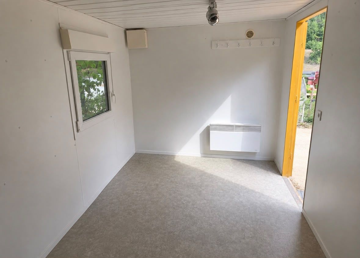Contenitori edile: Abrollwohncontainer  – Usato da Rümlingen venduto da Nero036 1