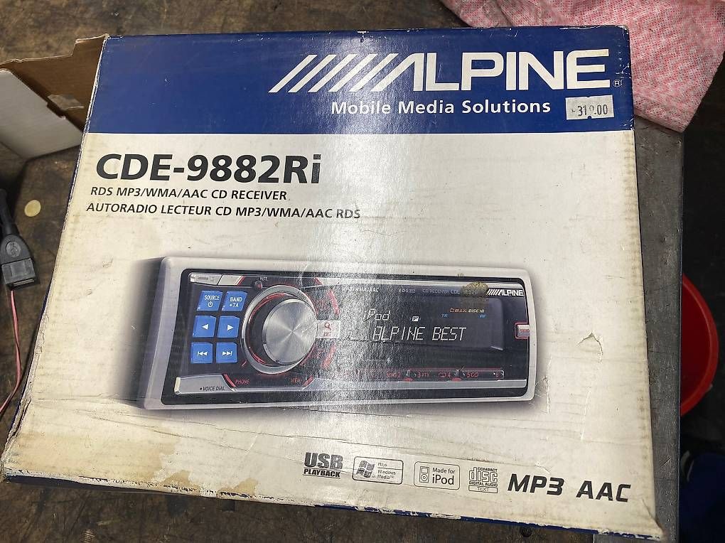 Radios: Alpine Autoradio – D'occasion à Schönenwerd par Tschogoloco