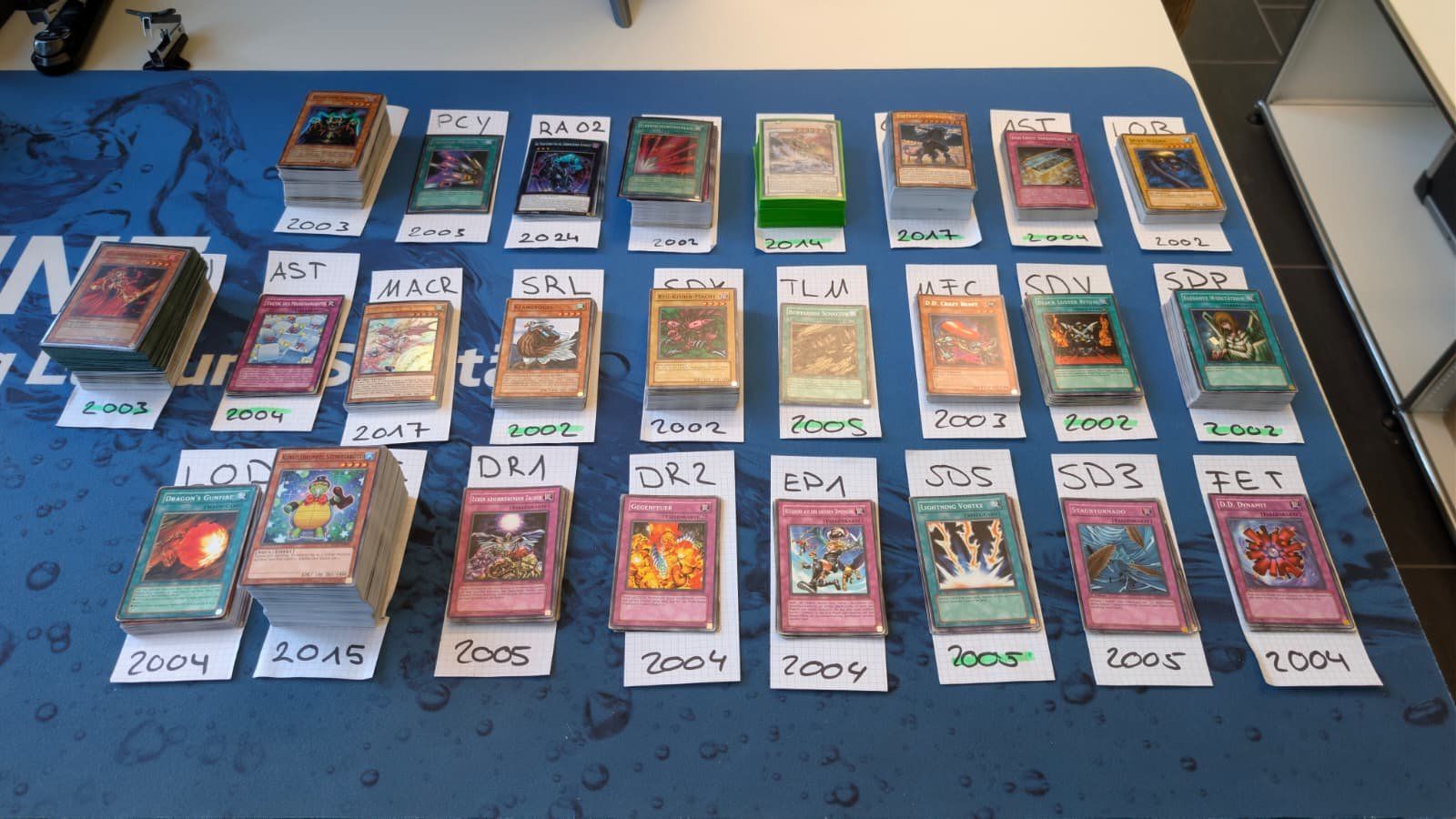 Yugioh Carte collezionabili: Yu-Gi-Oh Karten Sammlung – Usato da Davos Platz venduto da bongo007 1