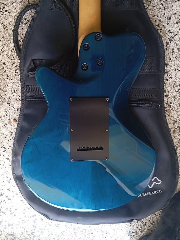 Godin Strumenti musicali: E Gitarre Godin SD – Usato da Basel venduto da Petergunn 3
