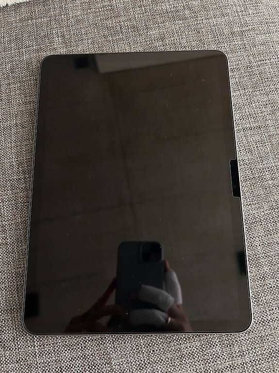 Tablet PC: ipad 11 – Usato da Bellinzona venduto da emi_zn9t 1