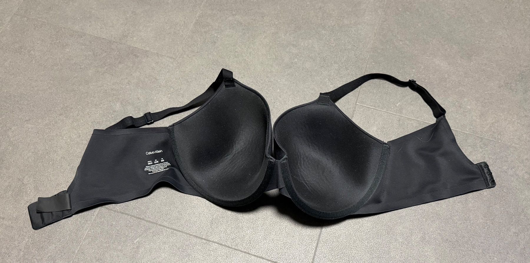Calvin Klein Altra biancheria intima: Calvin Klein BH, Schwarz, Grösse 100E/38DD – Usato da Münchenbuchsee venduto da dumle 1