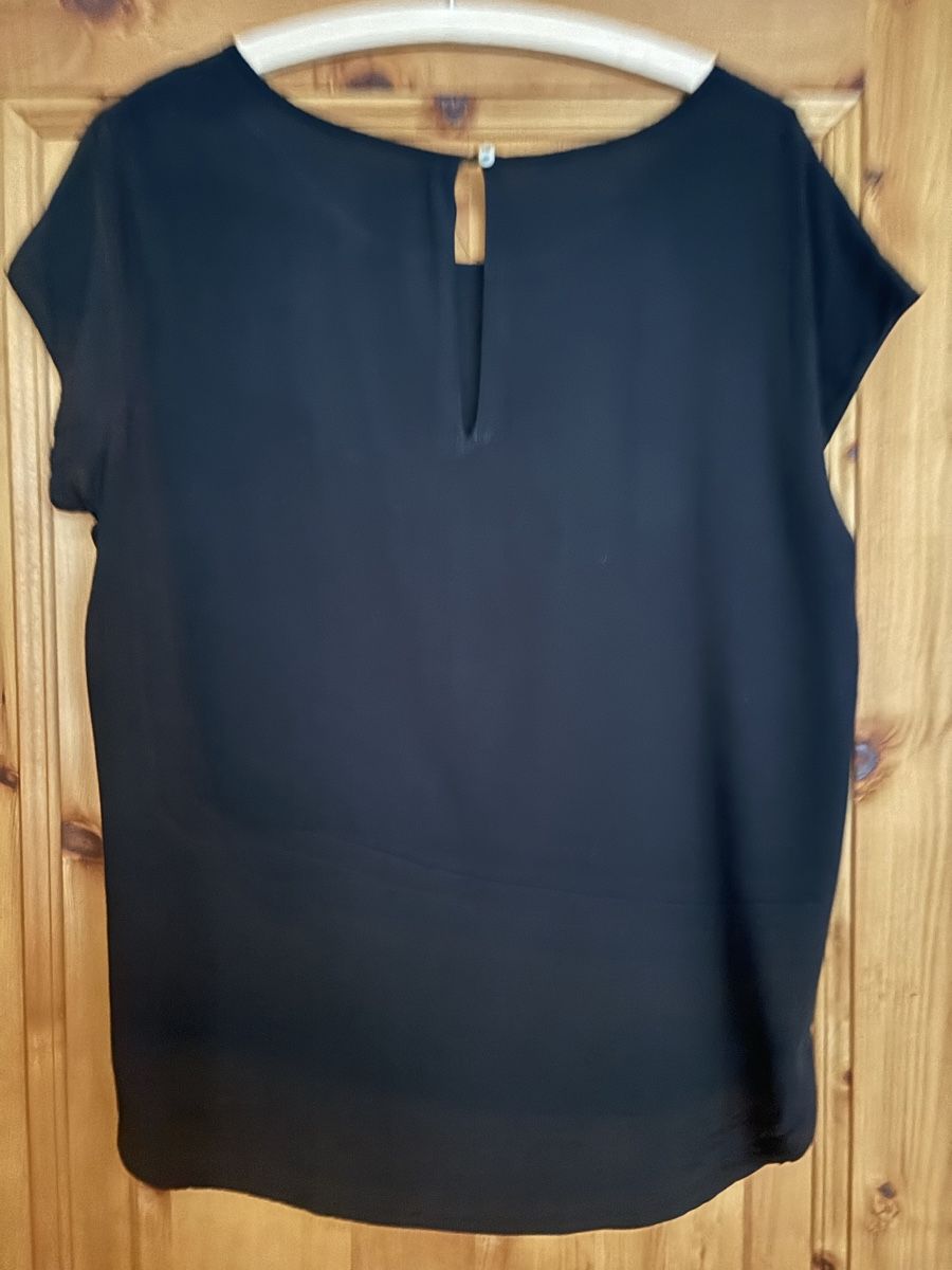 Only T-shirt: Shirt von Only – Usato da Celerina venduto da Heli87 1