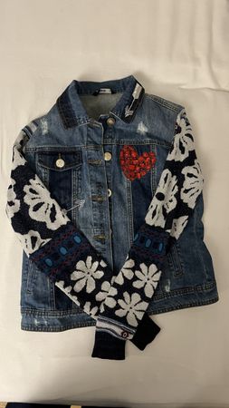 Desigual Jeansjacke mit Strickärmeln, Grösse 40