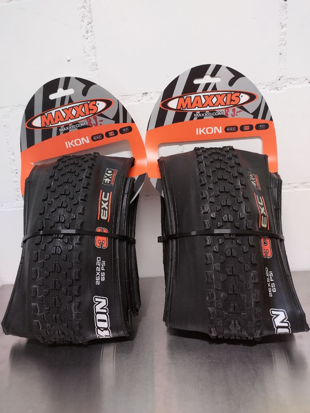 Maxxis Pneumatici & Ruote complete: MAXXIS IKON EXC EXO – Nuovo e nell'imballaggio originale da Hombrechtikon venduto da findik 1