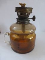 Antike Petroleumlampe Bernstein Glas mit Henkel Vintage