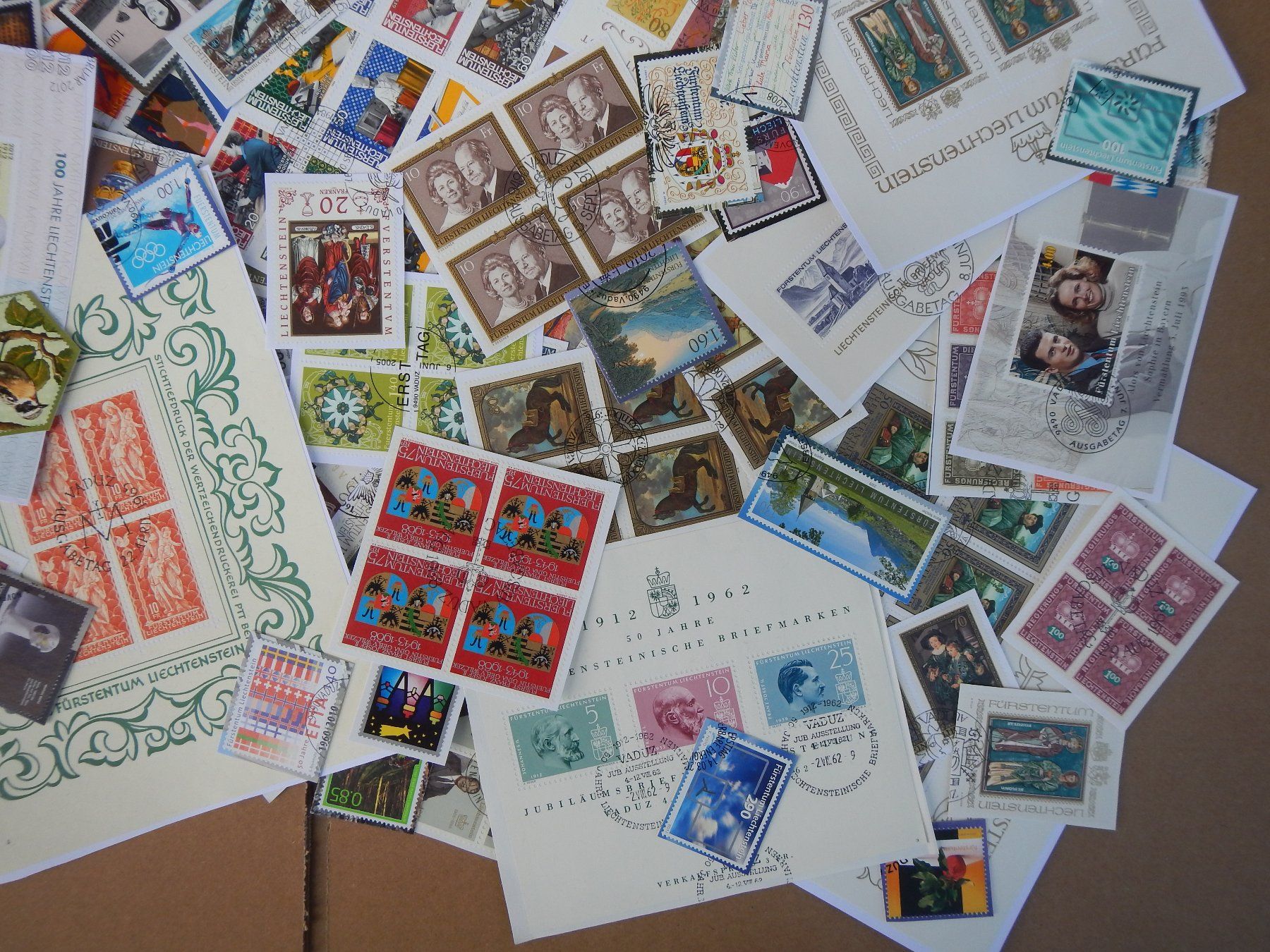 Alle Briefmarken: 1 kg FL auf Papier – Gebraucht aus Aarwangen von Suomo48 2