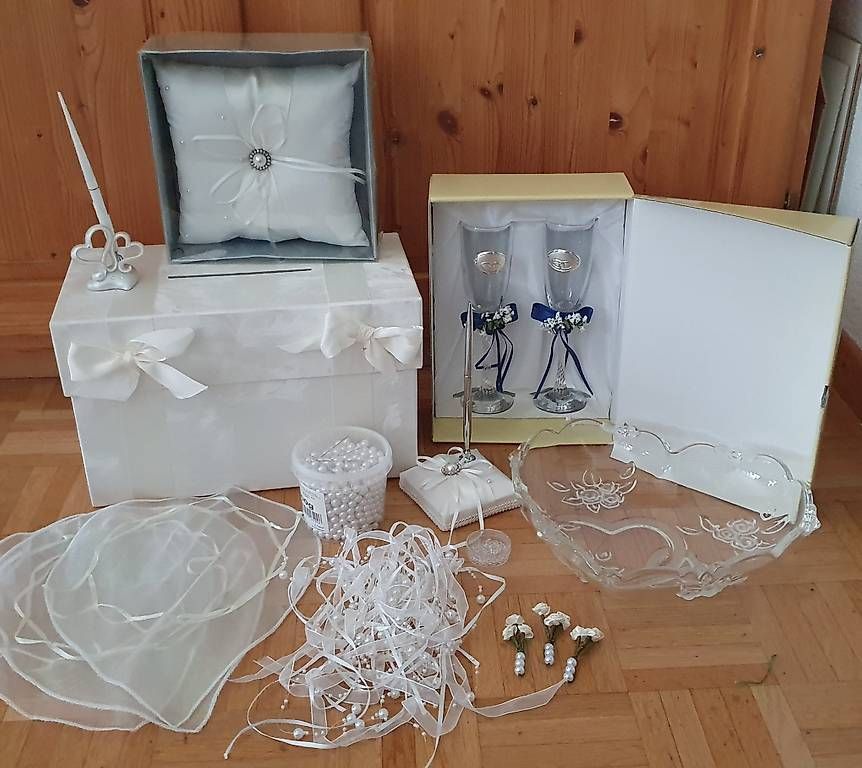 Tutte le decorazioni: Hochzeitspaket – Usato da Wolfhausen venduto da lho_lg9y